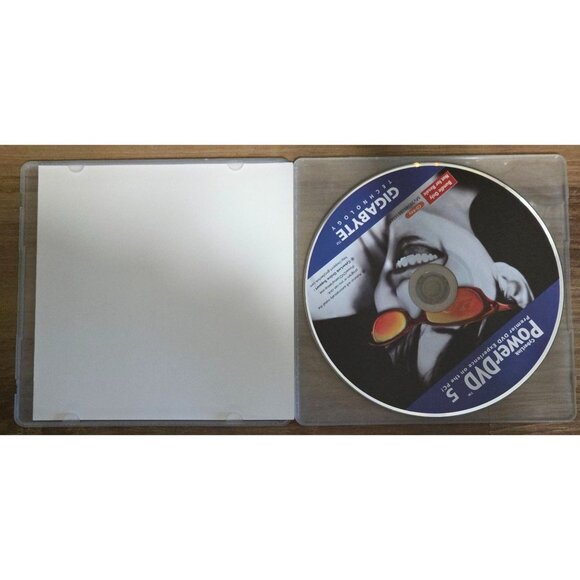 Cyberlink Power DVD 5 w/Key In Original Hard Case with Blue Label Vintage PC - Picture 2 of 3